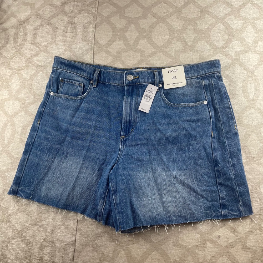 LOFT Rivete Denim Women 32/14 Blue New Boyfriend Shorts High Rise Cotton Summer